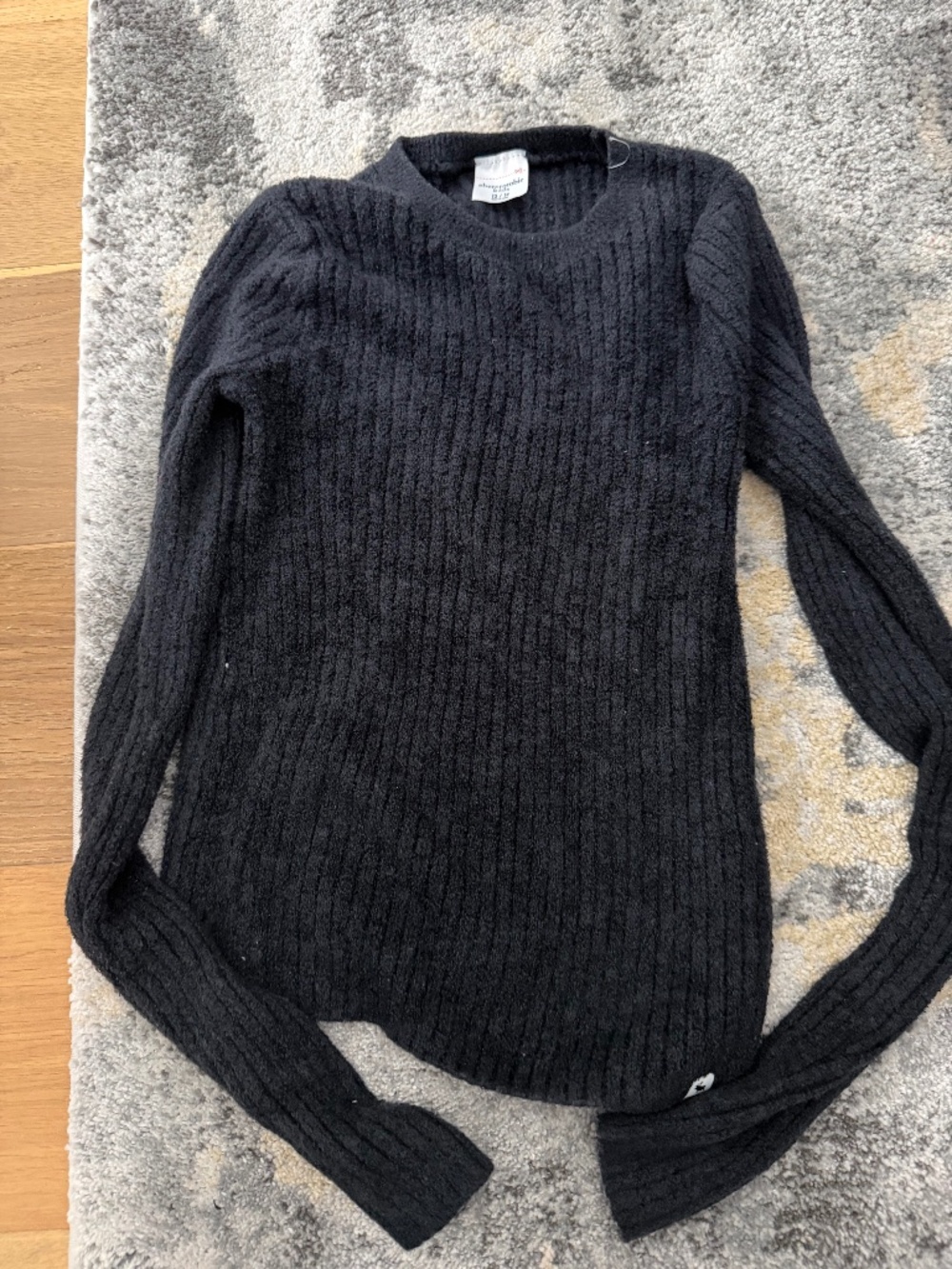 Brand new Abercrombie sweater tag ripped off